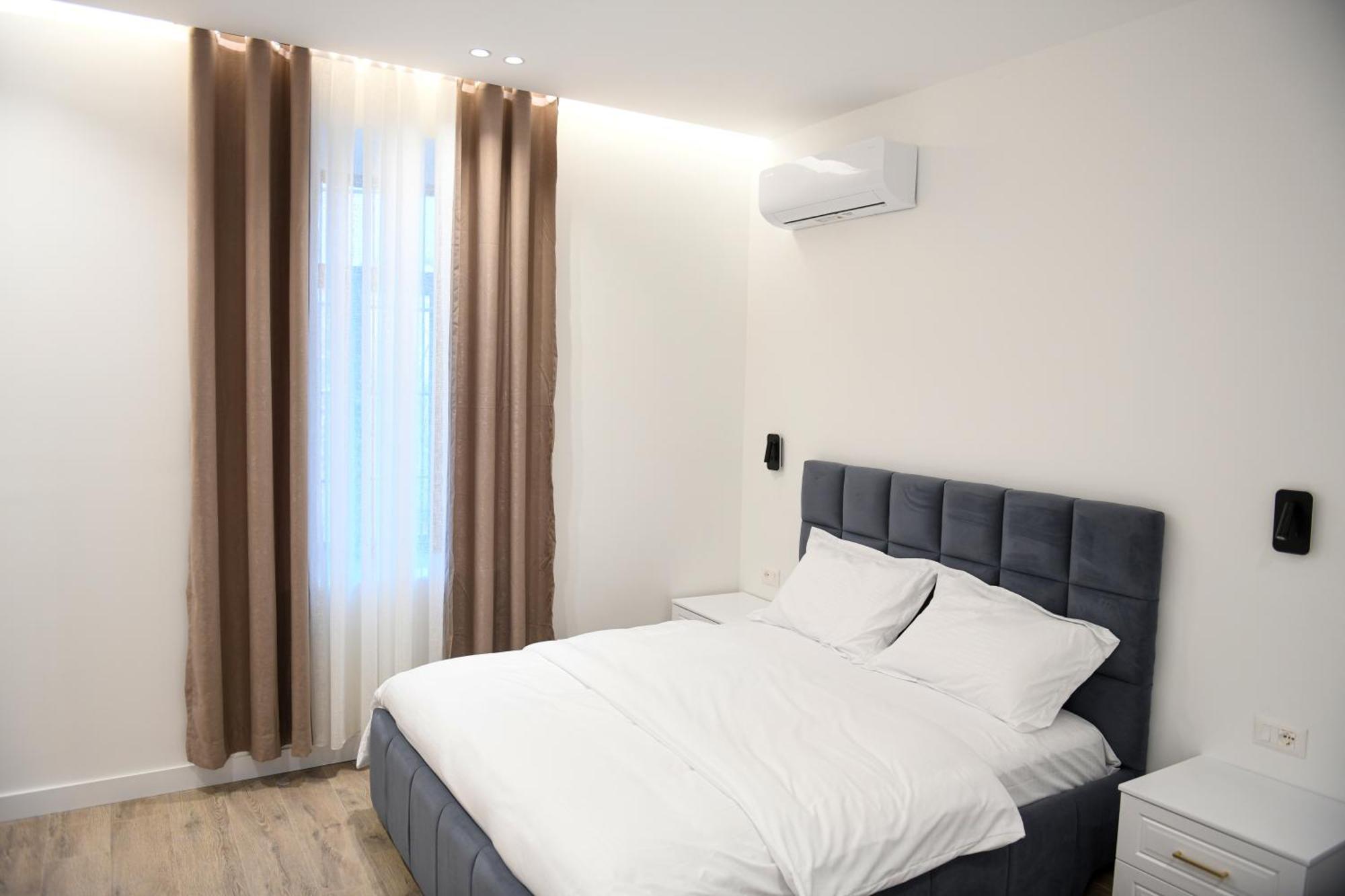 Alpha Rooms Берат Экстерьер фото